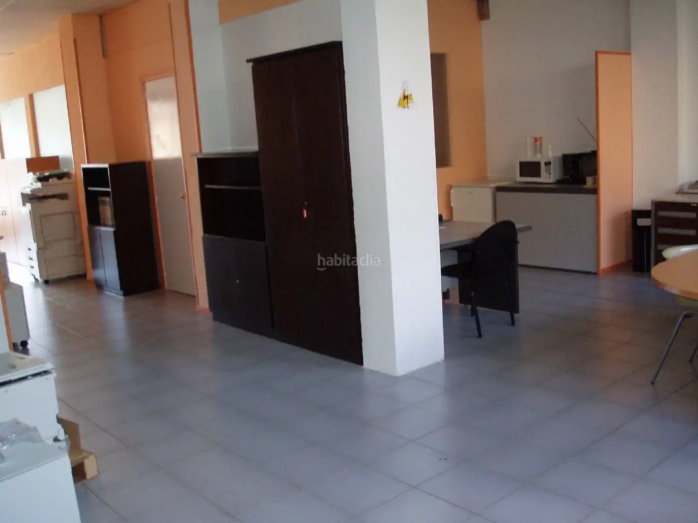Business premises for sale in Carrer de les Lloses 37, imagen 2