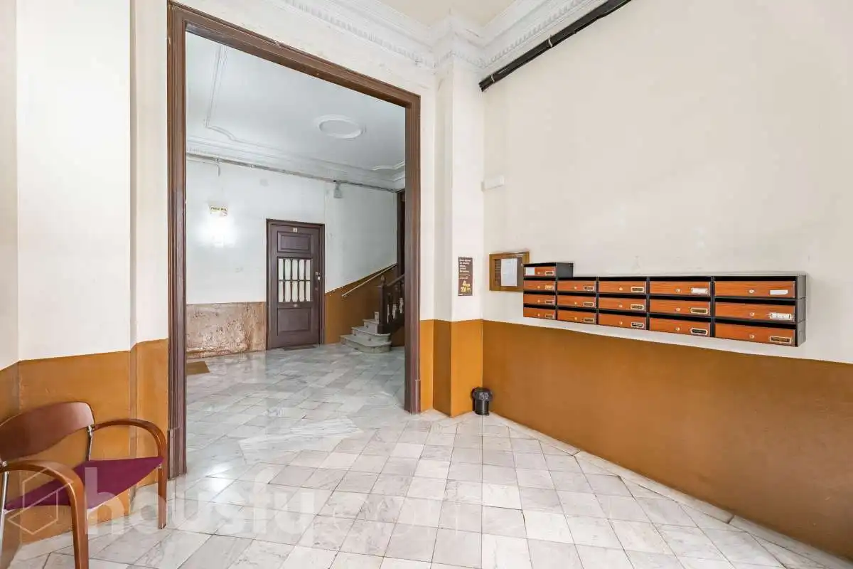 Piso en venta en Barcelona con Amueblado