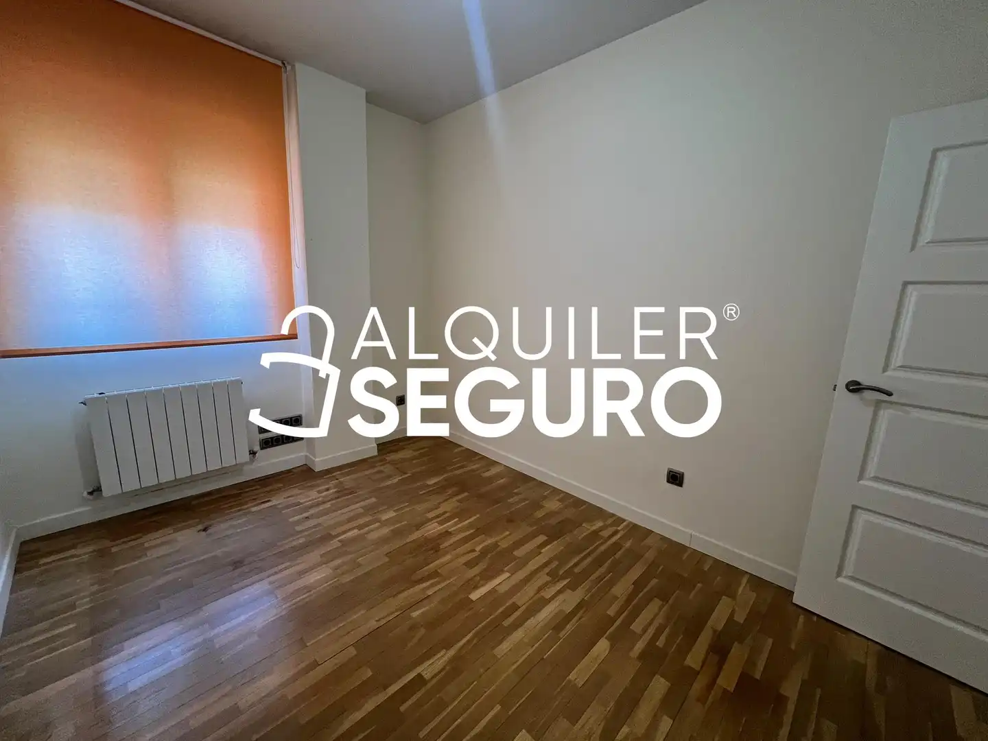 Bedroom of Flat for rent in Tres Cantos  with Air Conditioner and Heating