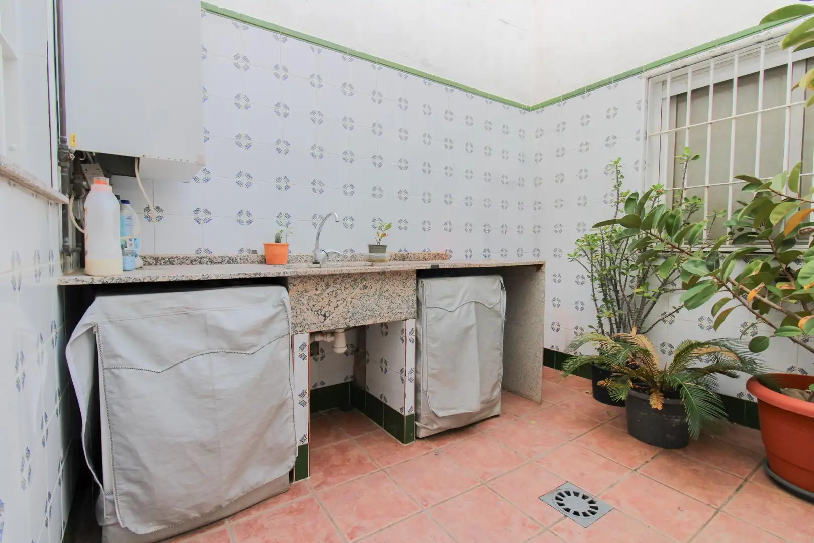 Bathroom of Country homes for sale in Puçol  with Air Conditioner, Heating and Terrace