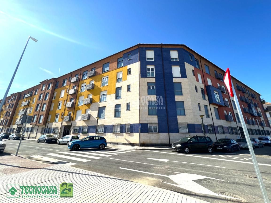 Flat for sale in C. Ana Isabel Sanchez Torralba, Urbanización San Isidro