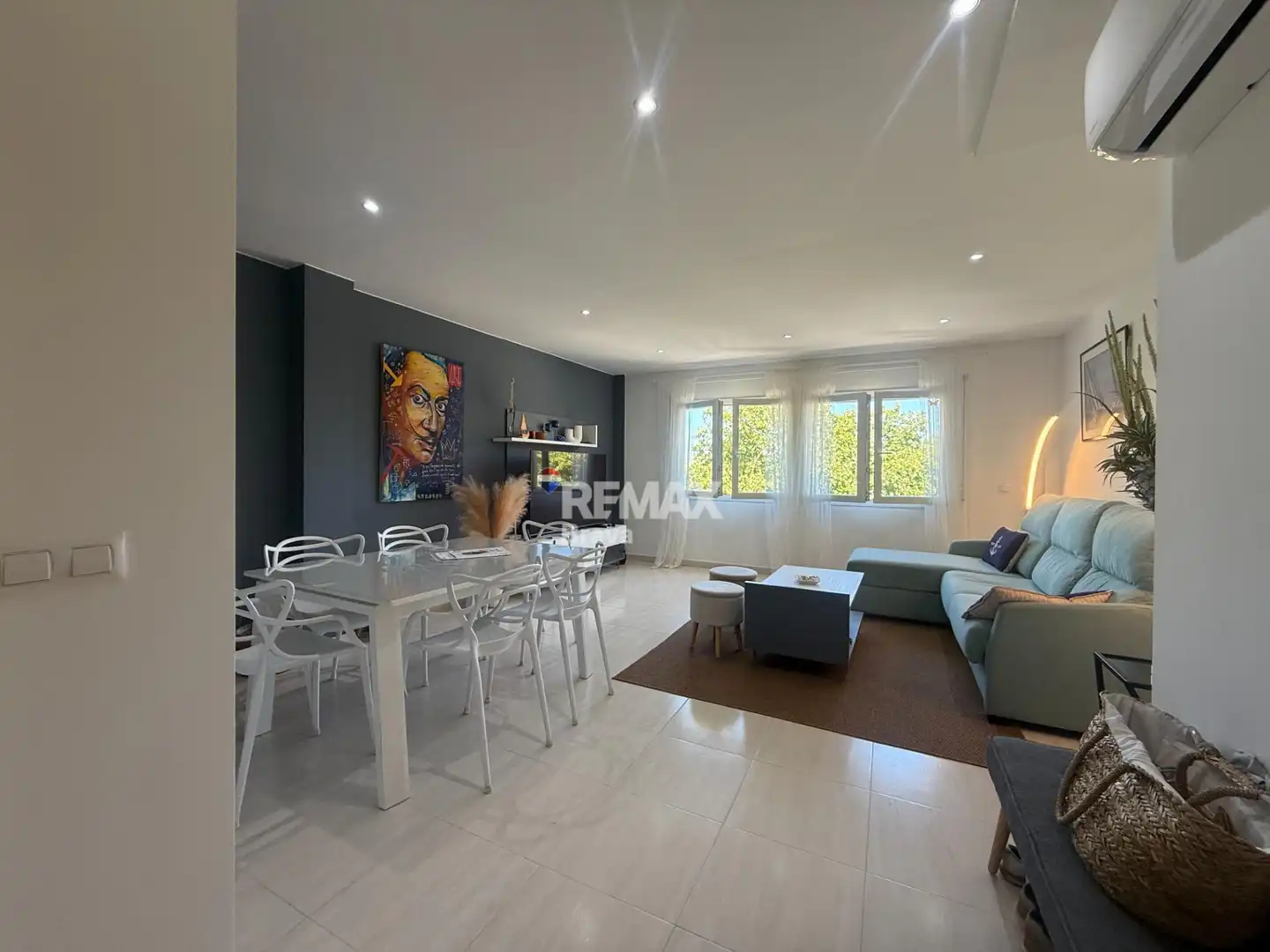 Living room of Attic for sale in Roses  with Air Conditioner, Terrace and Furnished