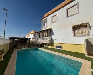 Piscina de Casa o xalet de lloguer en Torrevieja amb Terrassa i Piscina