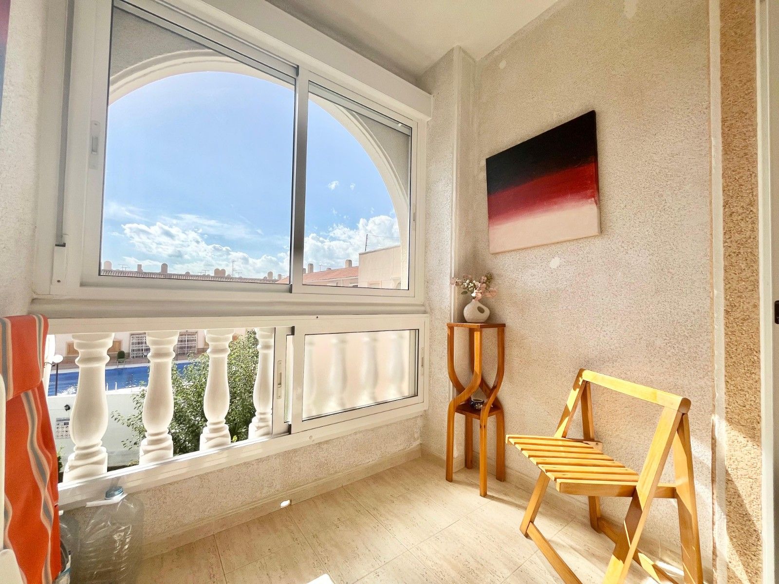 Habitación de Piso de alquiler en Torrevieja con Aire acondicionado, Terraza y Piscina