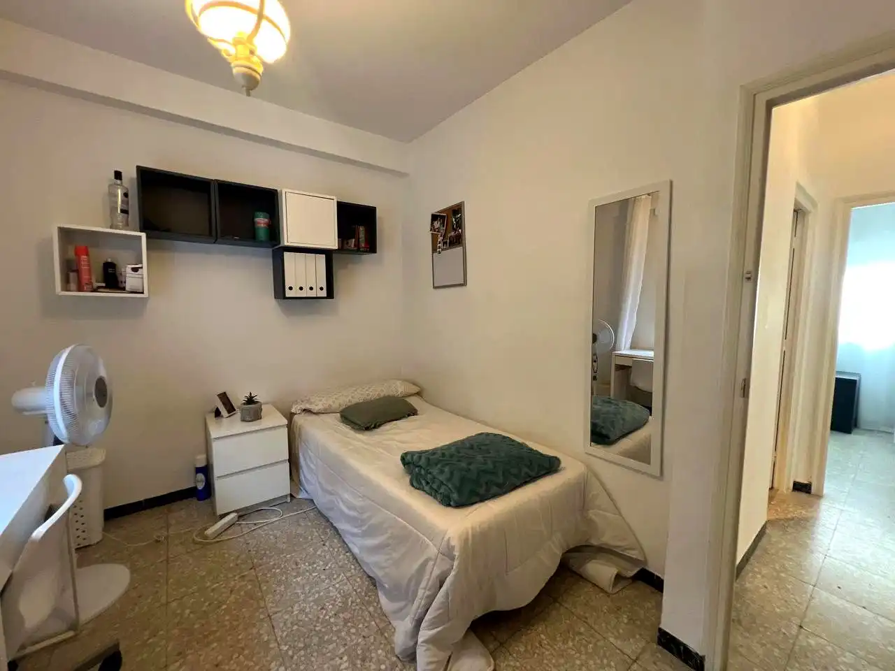 Flat for rent in Segre, El Plantinar – Avda. La Paz - El Juncal