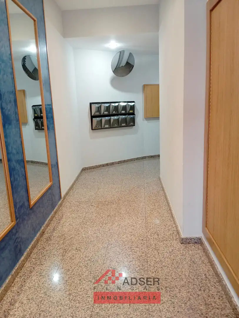 Piso en venta en Lardero con Calefacción, Parquet y Trastero