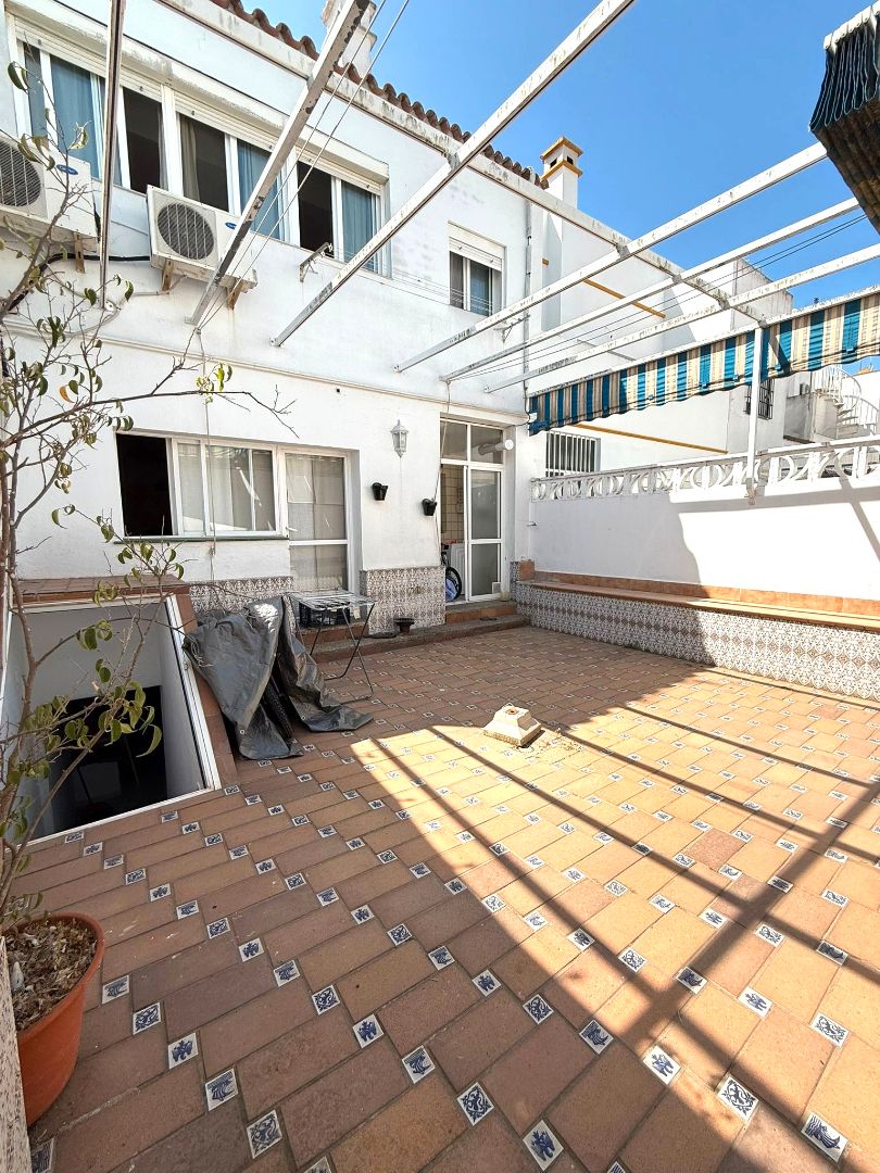 Terrace of House or chalet for sale in El Puerto de Santa María  with Air Conditioner and Storage room