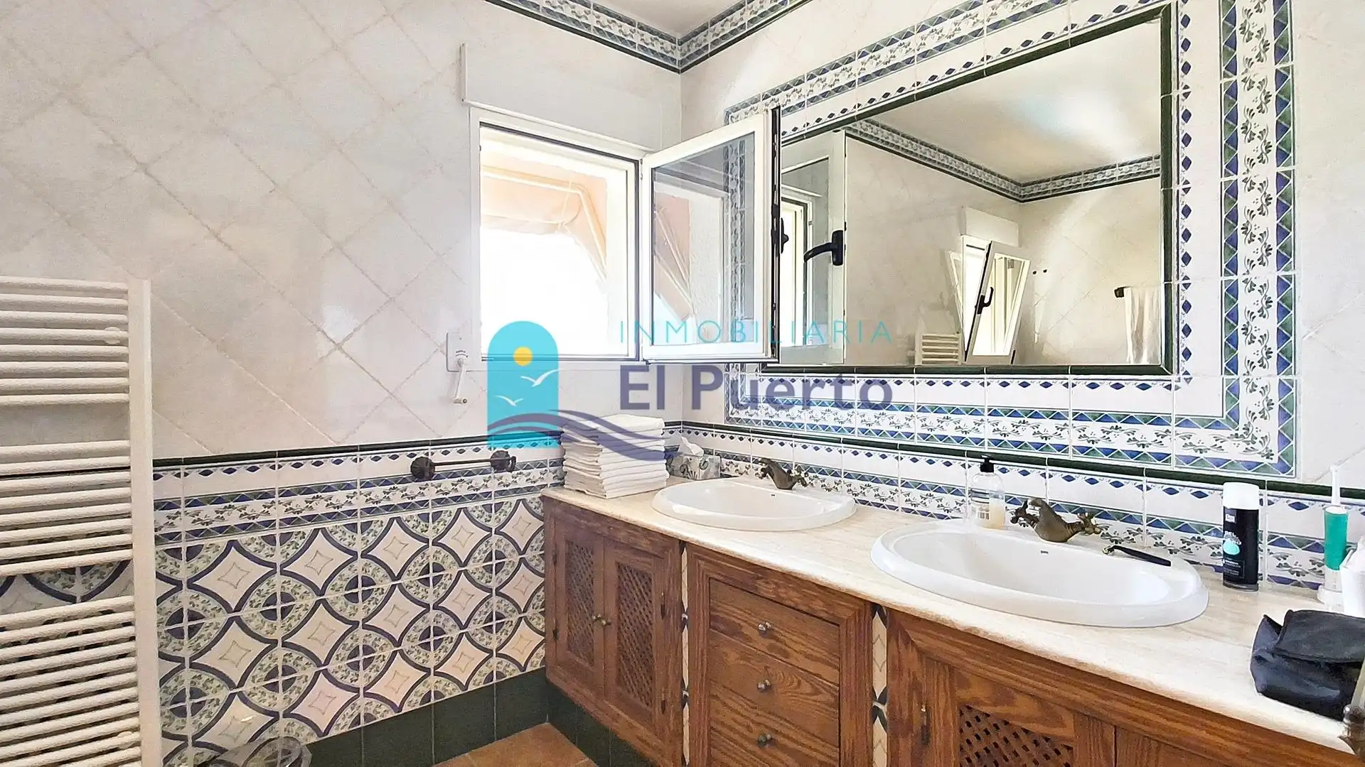 Baño de Casa o chalet en venta en Cartagena con Aire acondicionado, Calefacción y Jardín privado