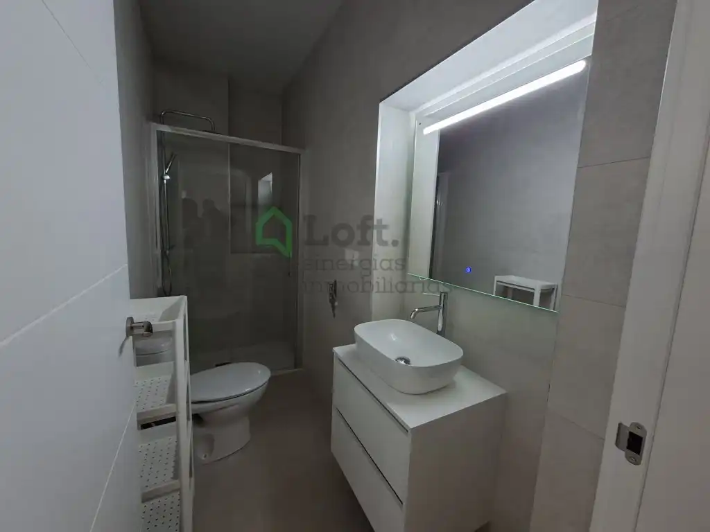 Baño de Piso de alquiler en Badajoz con Amueblado