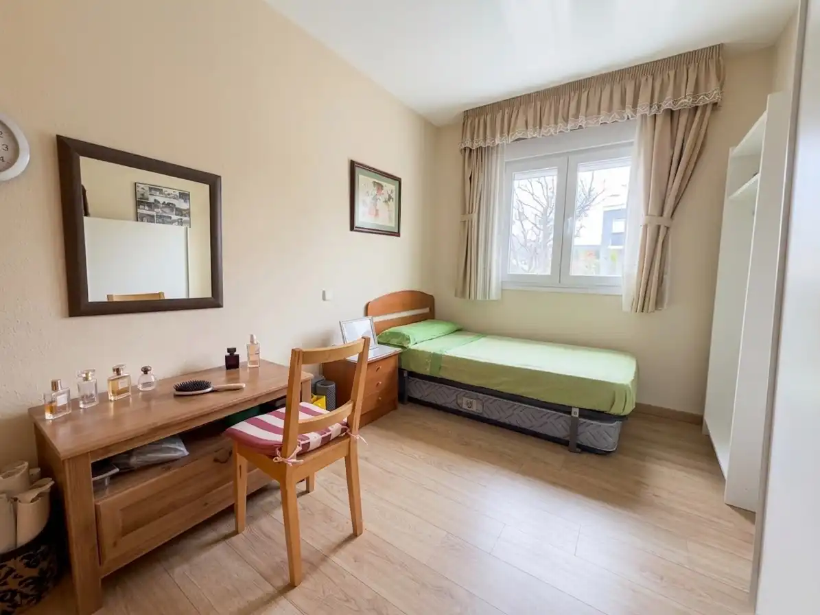 Bedroom of Houses for sale in El Espinar  with Heating, Private garden and Terrace