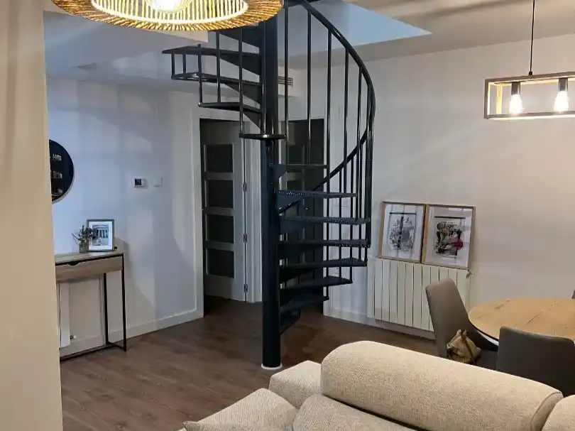 Wohnung zur Miete in Almansa mit Parkett, Möbliert und Balkon