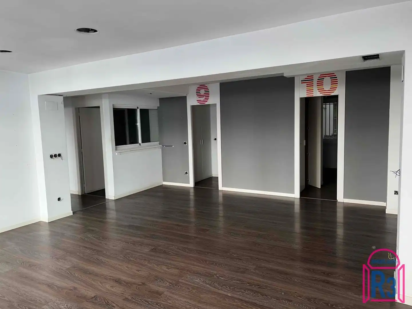 Büro zum Verkauf in León Capital  mit Heizung