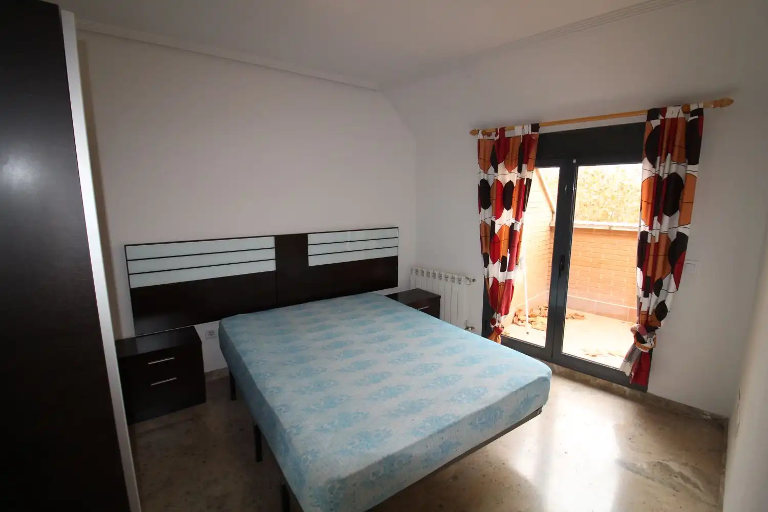 Dormitori de Dúplex de lloguer en Ciudad Real amb Terrassa, Traster i Moblat