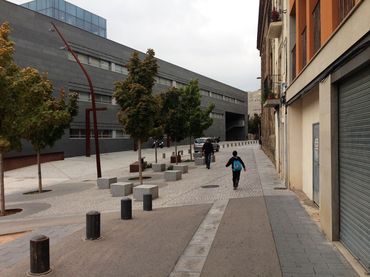 Local comercial en alquiler en Centre - Passeig i Rodalies