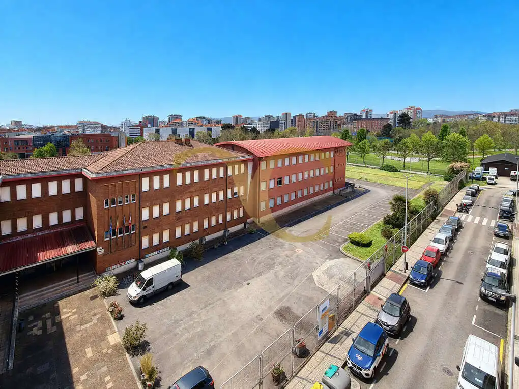 Vista exterior de Pis en venda en Gijón  amb Calefacció, Terrassa i Moblat
