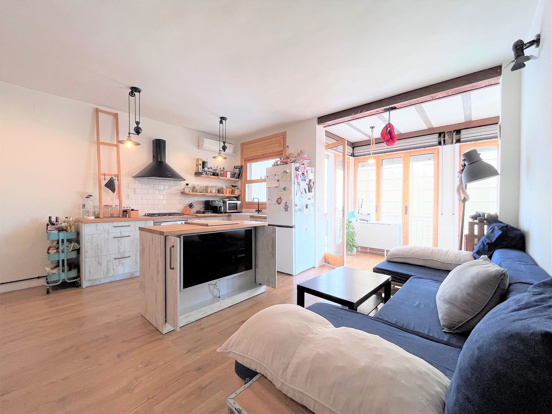 Kitchen of Flat to rent in  Barcelona Capital  with Air Conditioner, Heating and Parquet flooring