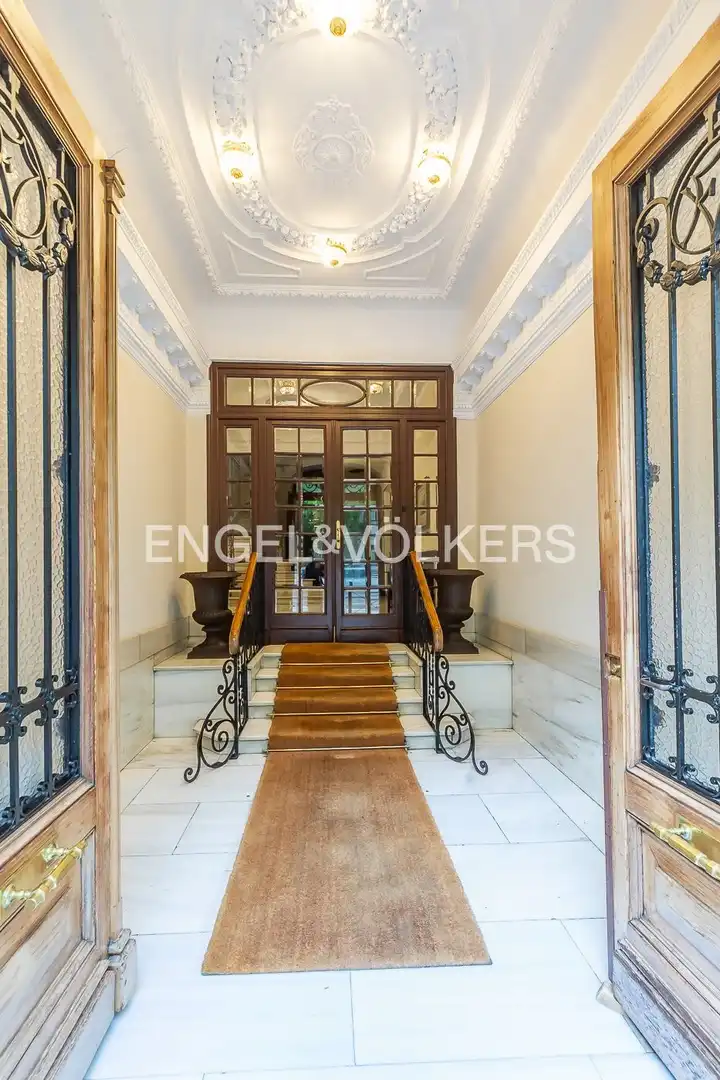 Ático con ascensor en venta en Barrio de Salamanca