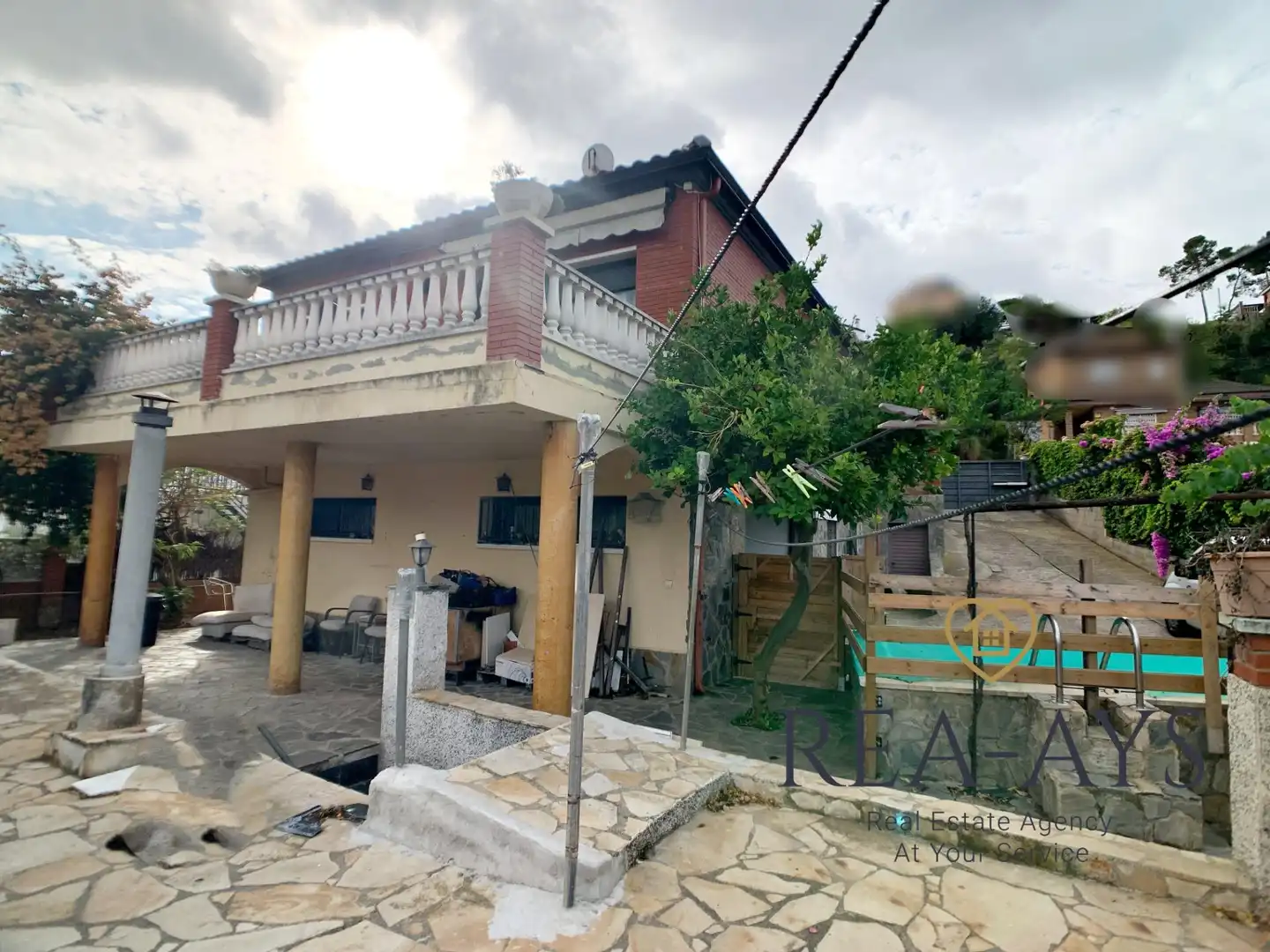 Villa avec terrasse à vendre à Avenida dels Països Catalans