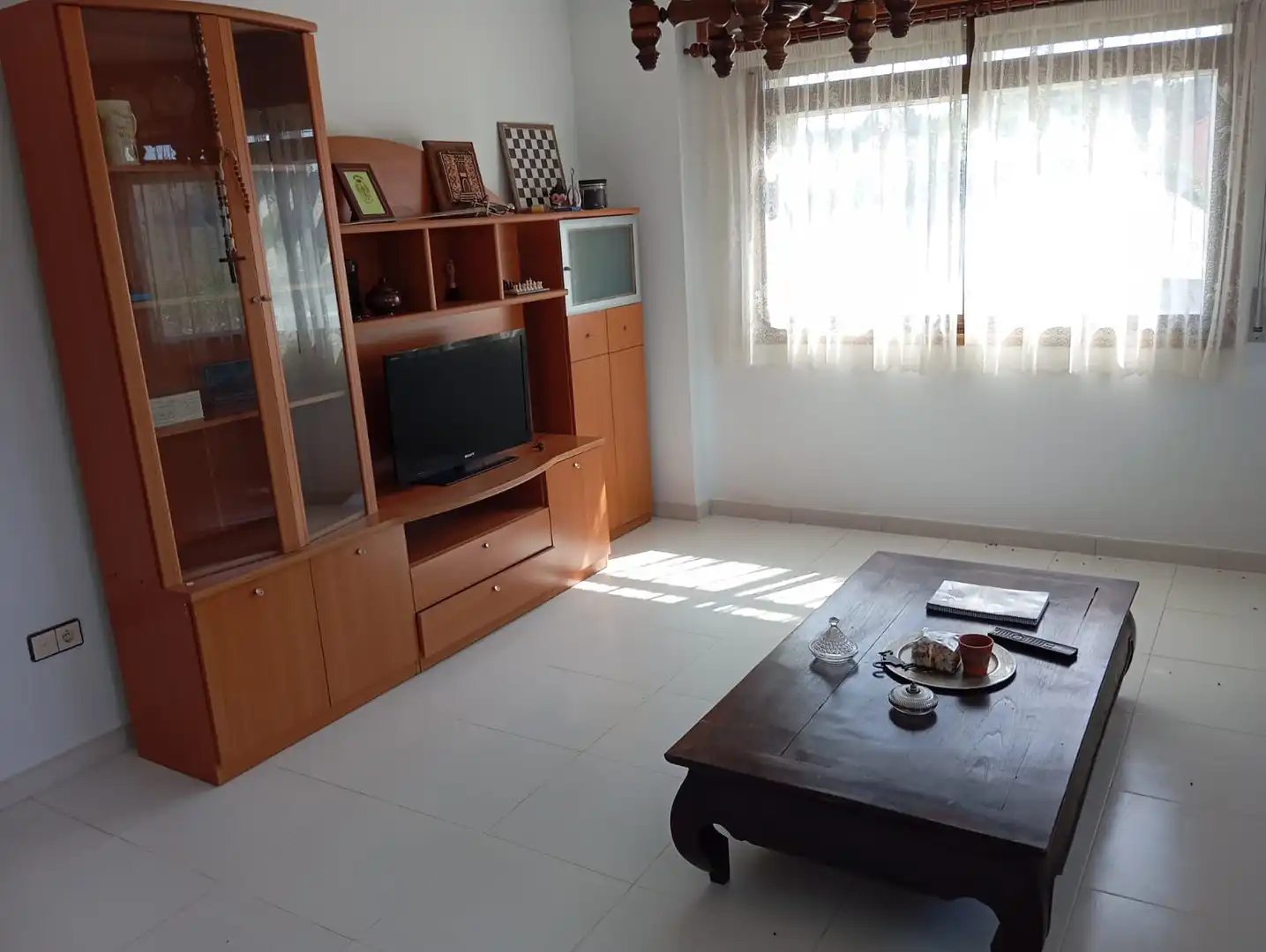 Sala d'estar de Casa o xalet en venda en Coristanco amb Moblat