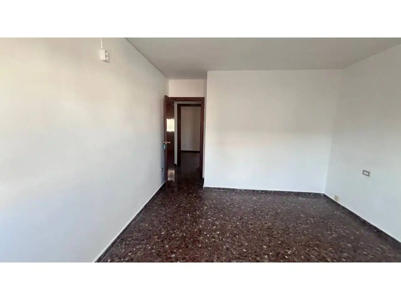 Flat for rent in Avenida Pere IV, Llombai