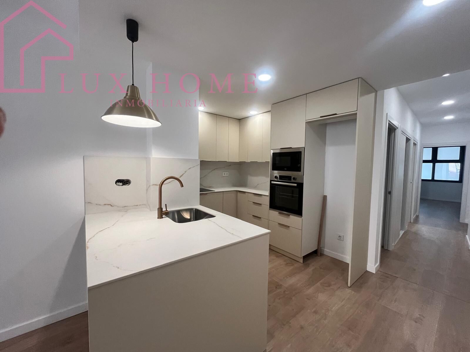 Kitchen of Loft for sale in La Llagosta  with Parquet flooring