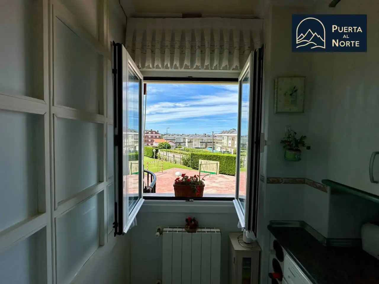 Terraza de Piso en venta en Suances con Calefacción, Amueblado y Balcón