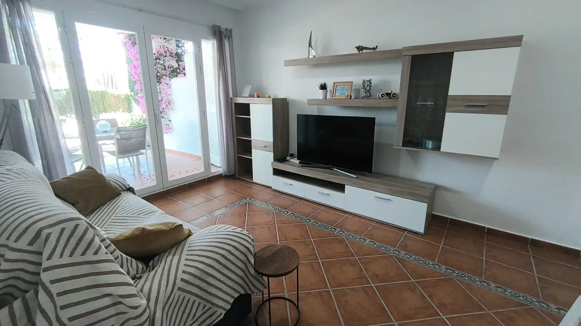 Sala d'estar de Apartament en venda en Mojácar amb Aire condicionat, Calefacció i Traster