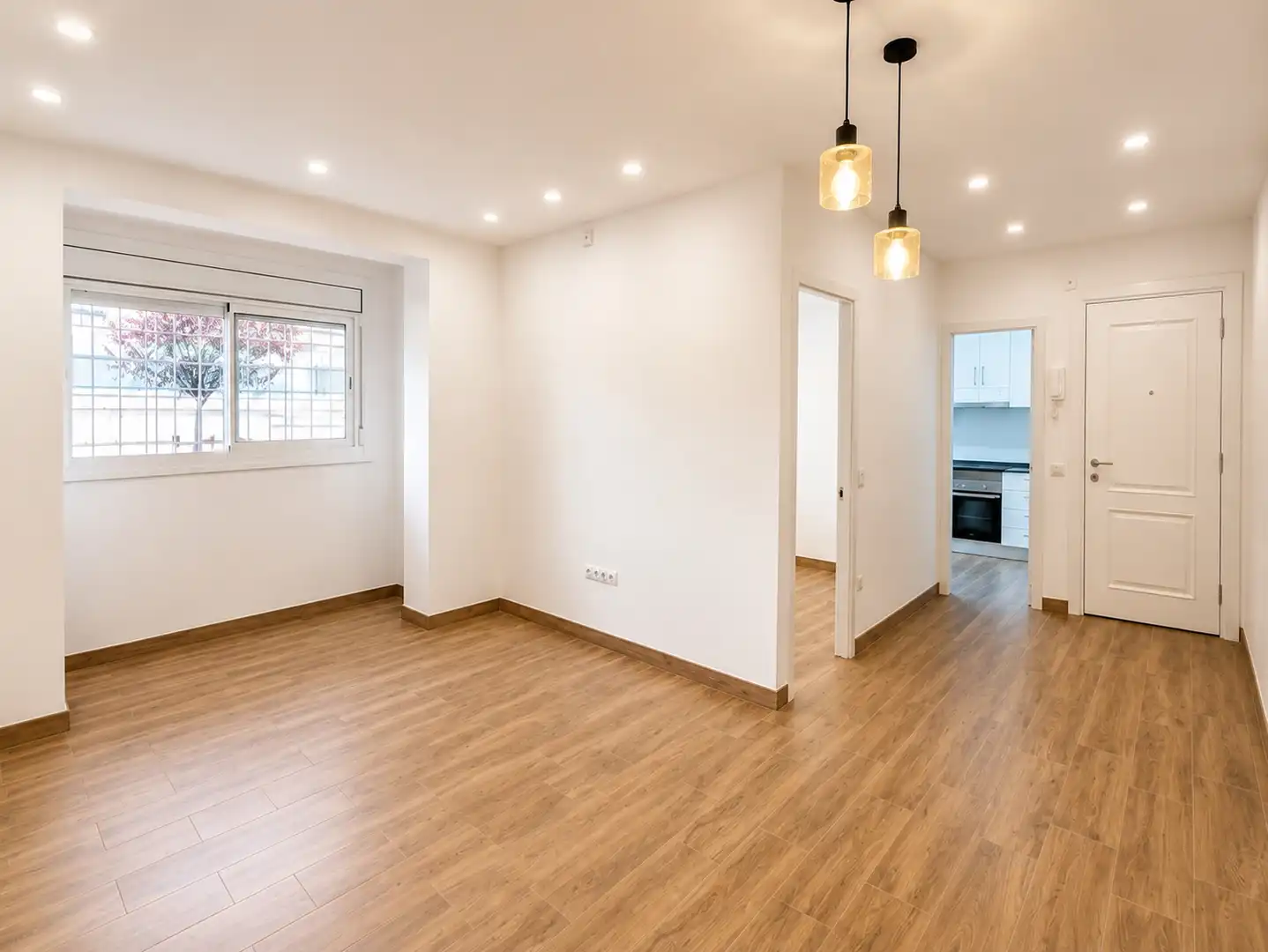 Wohnung zum Verkauf in Barcelona mit Ofen und Alarm