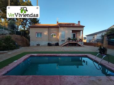 Casa amb balcó en venda a Piera