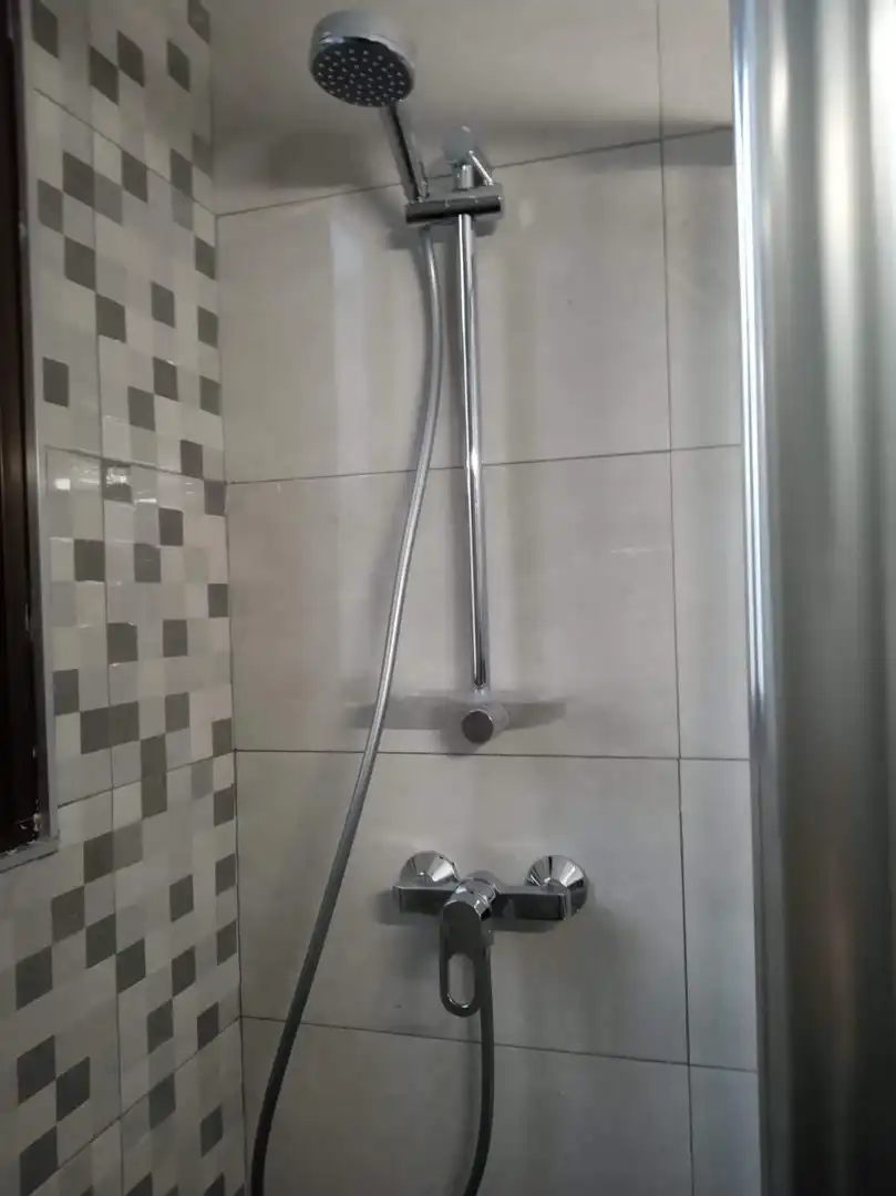 Baño de Piso de alquiler en Córdoba con Aire acondicionado y Calefacción