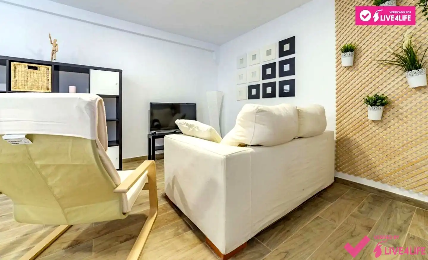Living room of Flat for rent in Valencia  with Furnished
