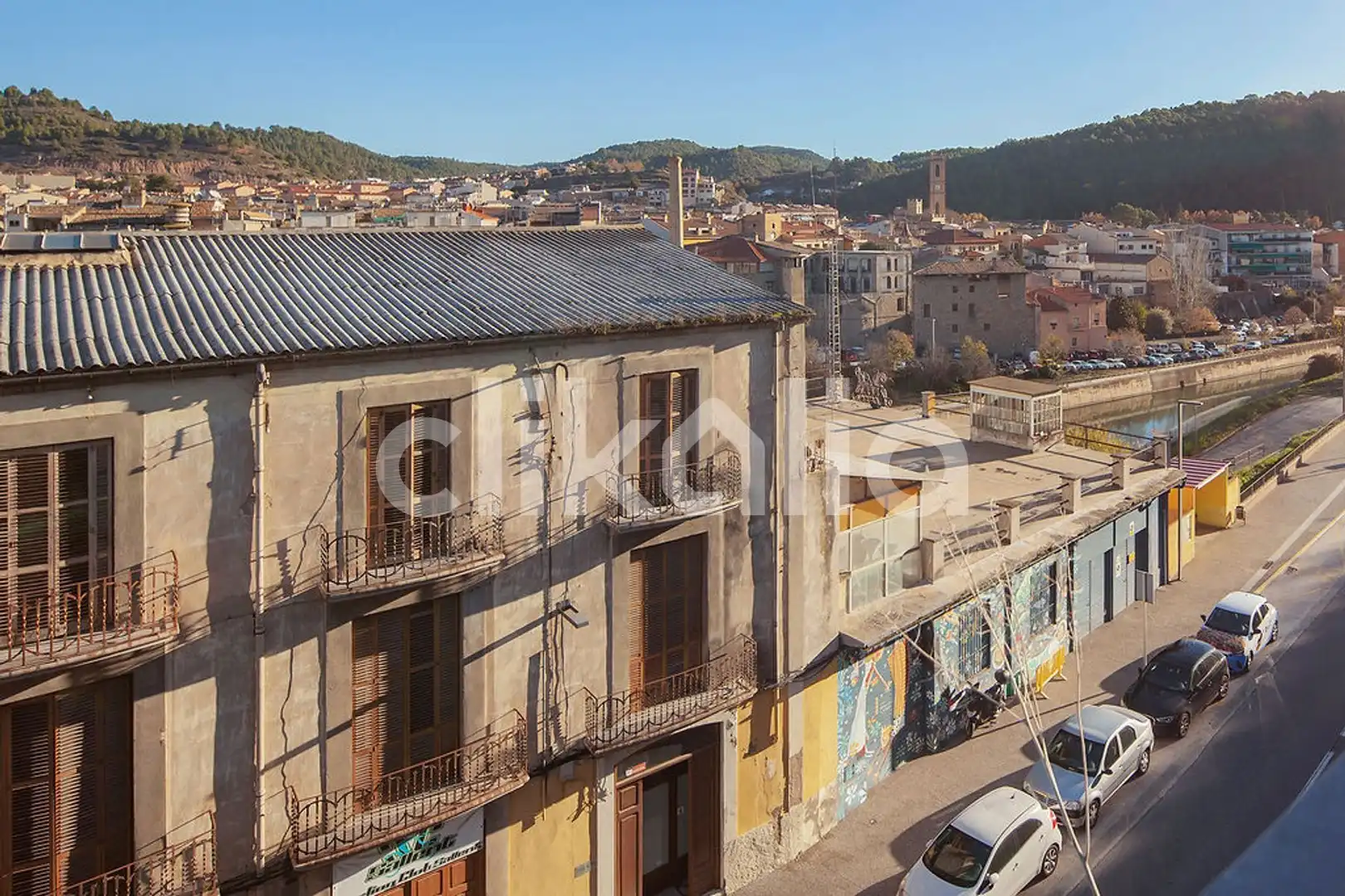 Vista exterior de Pis en venda en Sallent amb Terrassa