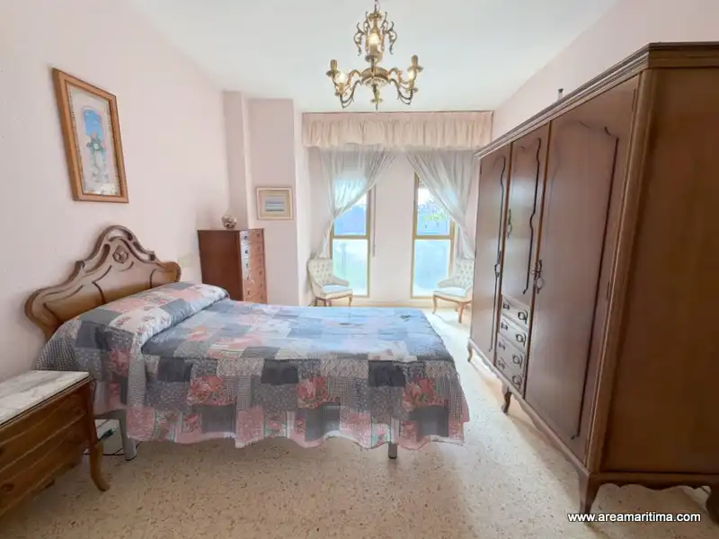 Habitación de Piso en venta en Valencia con Aire acondicionado, Calefacción y Horno