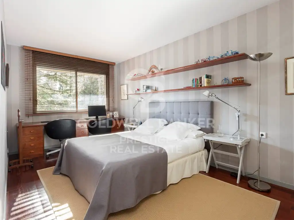 Habitación de Piso en venta en Barcelona con Jardín privado, Terraza y Piscina comunitaria
