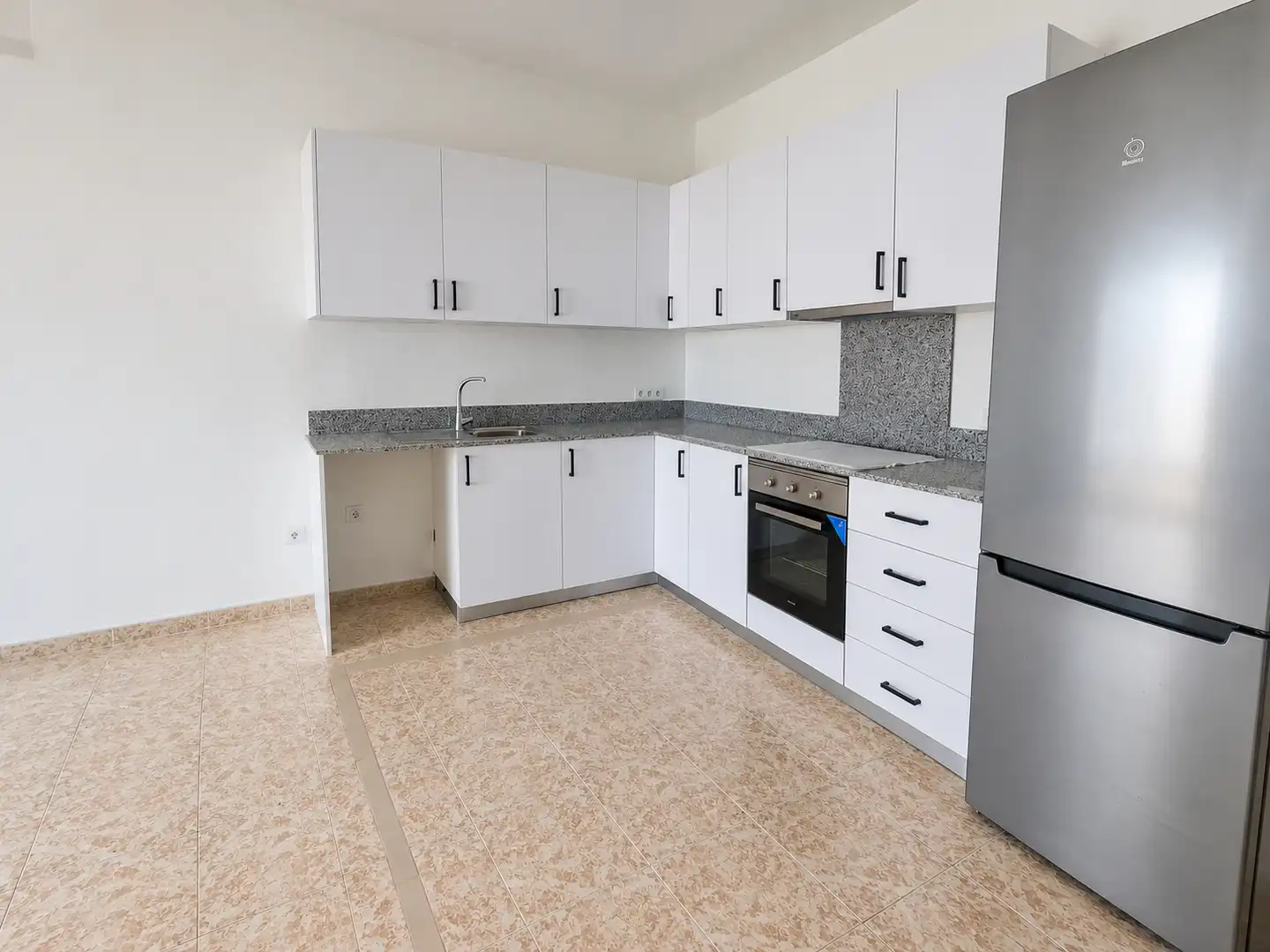 Terraced house with garden for sale in Platja Gran, imagen 4