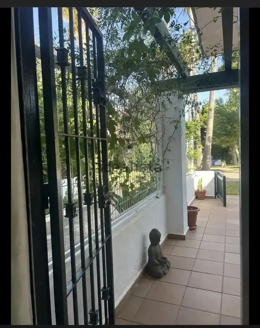 Terrassa de Planta baixa en venda en Zahara de los Atunes amb Aire condicionat, Jardí privat i Traster