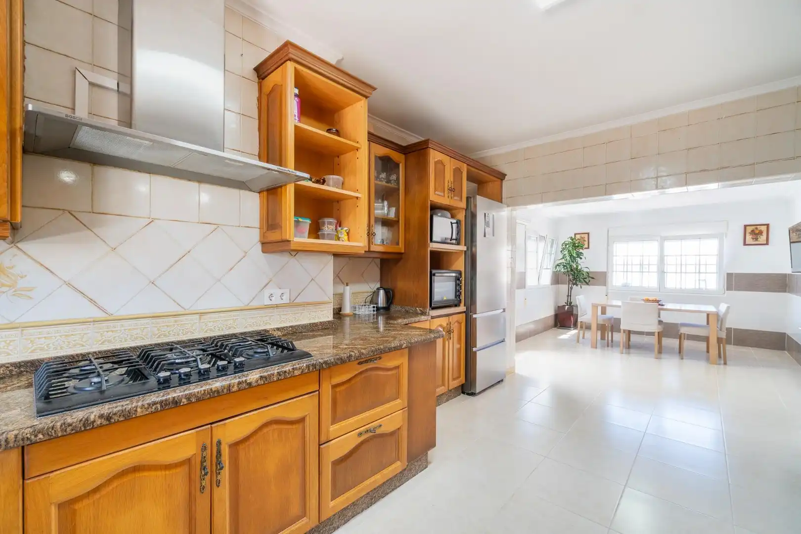 Cuina de Casa o xalet en venda en Torrevieja amb Aire condicionat, Calefacció i Jardí privat