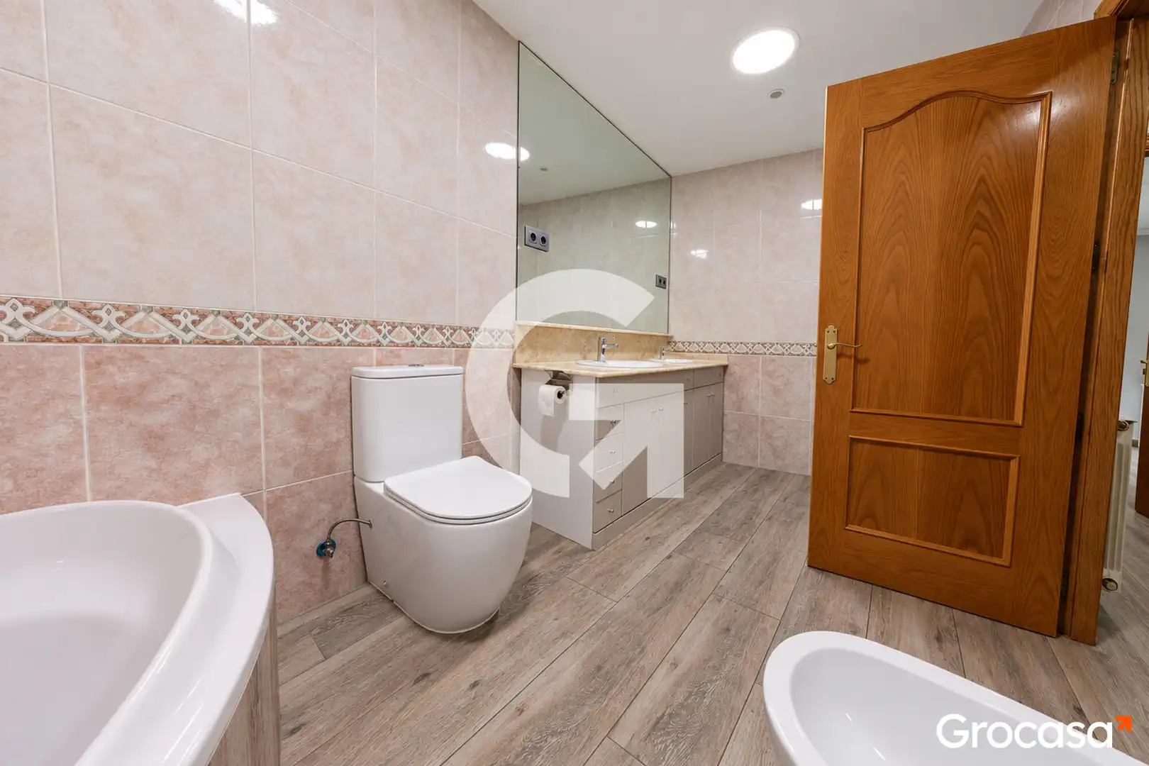 Badezimmer von Einfamilien-Reihenhaus zum Verkauf in Nord-oest