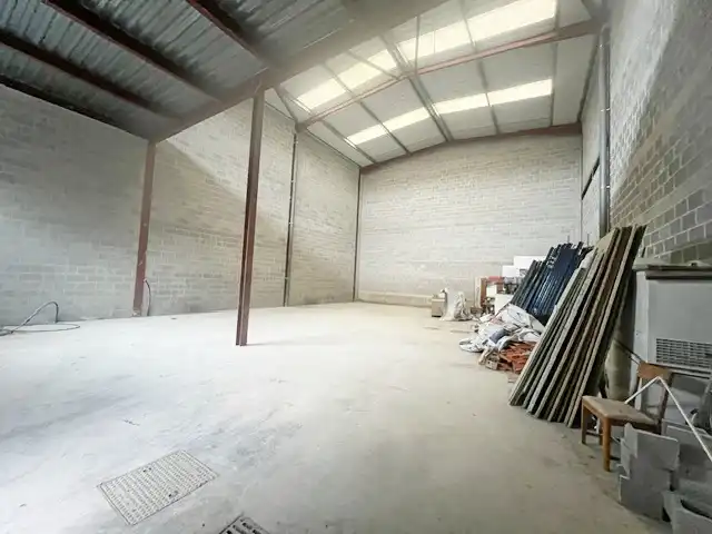 Nau industrial de lloguer a Barrio Viérnoles 8, imagen 4
