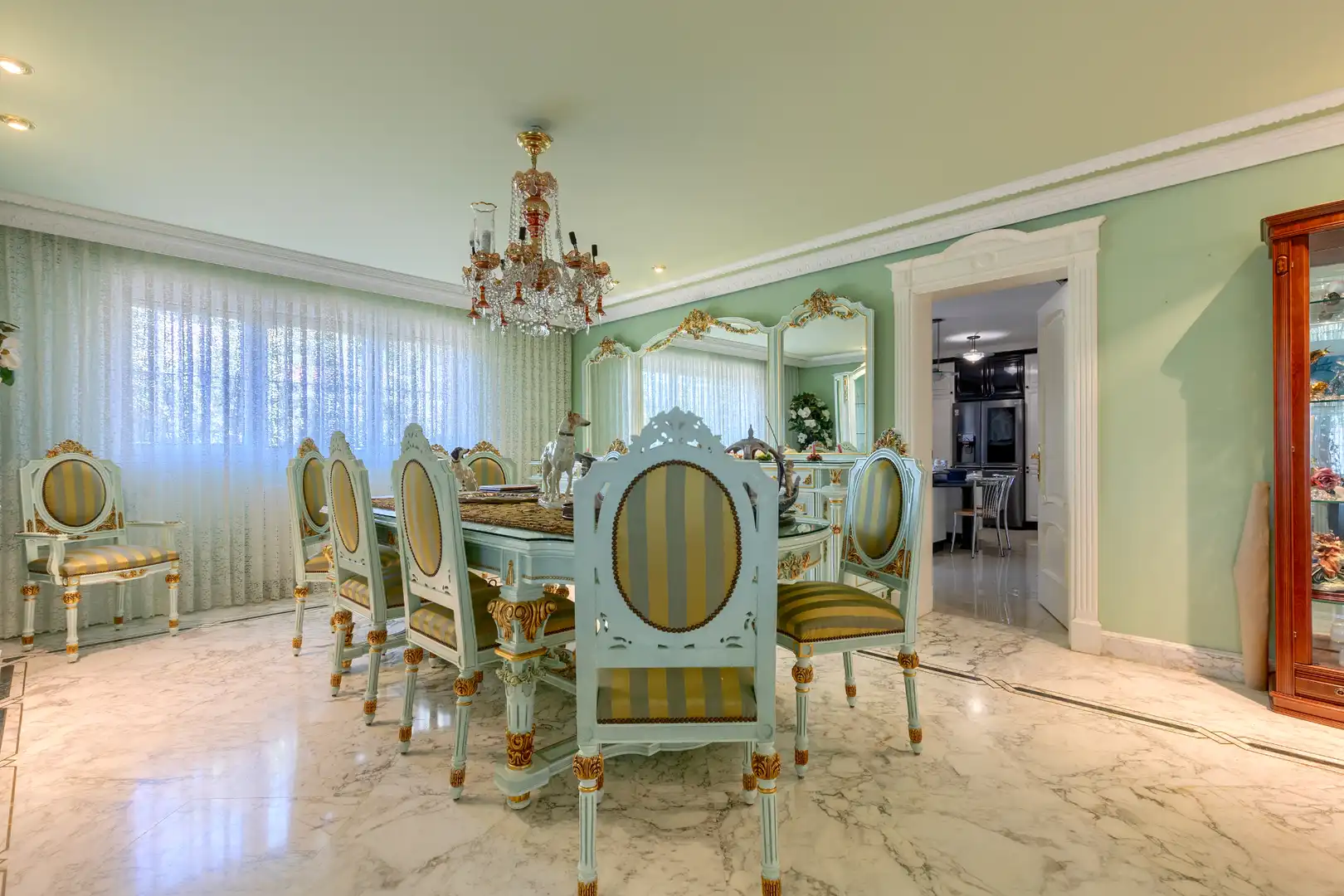 Comedor de Casa o chalet en venta en Villalbilla con Aire acondicionado, Calefacción y Jardín privado