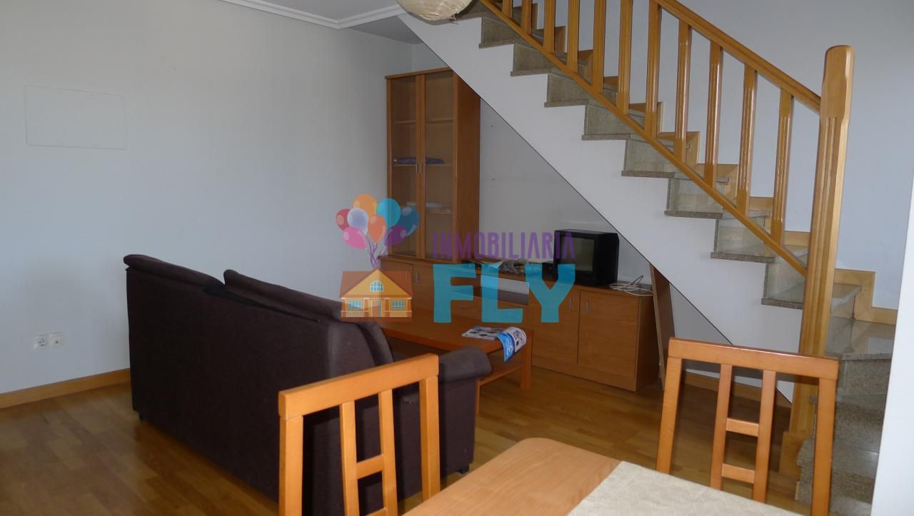 Living room of Duplex to rent in Ourense Capital   with Heating, Terrace and Storage room