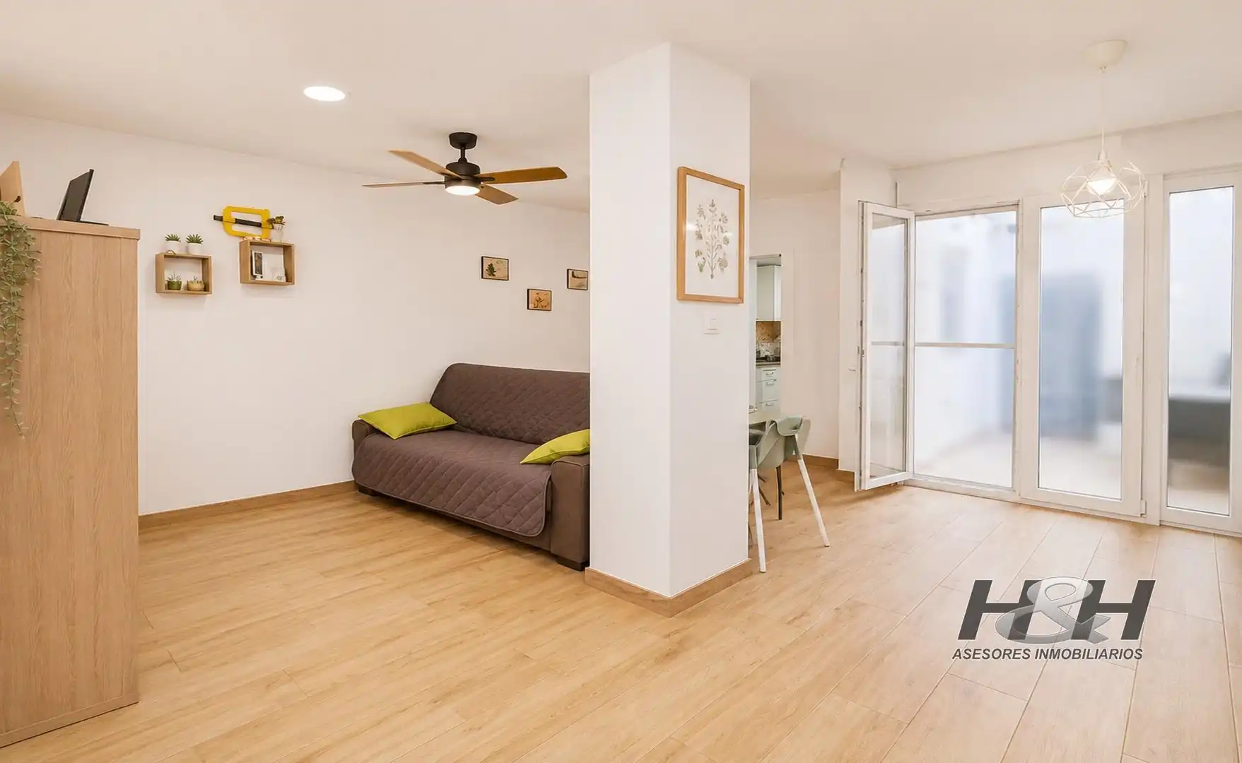 Sala d'estar de Planta baixa en venda en Burjassot amb Terrassa