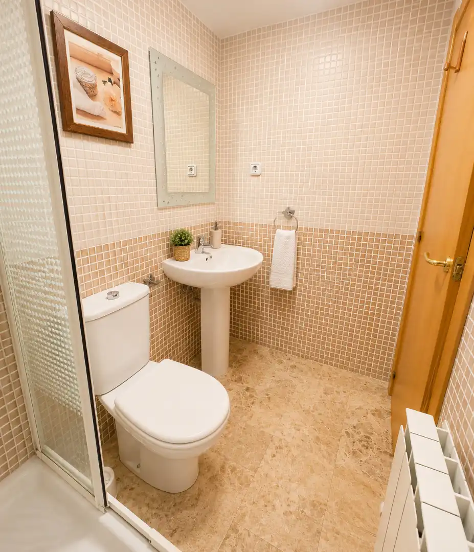 Baño de Piso en venta en Tarragona con Aire acondicionado, Calefacción y Terraza