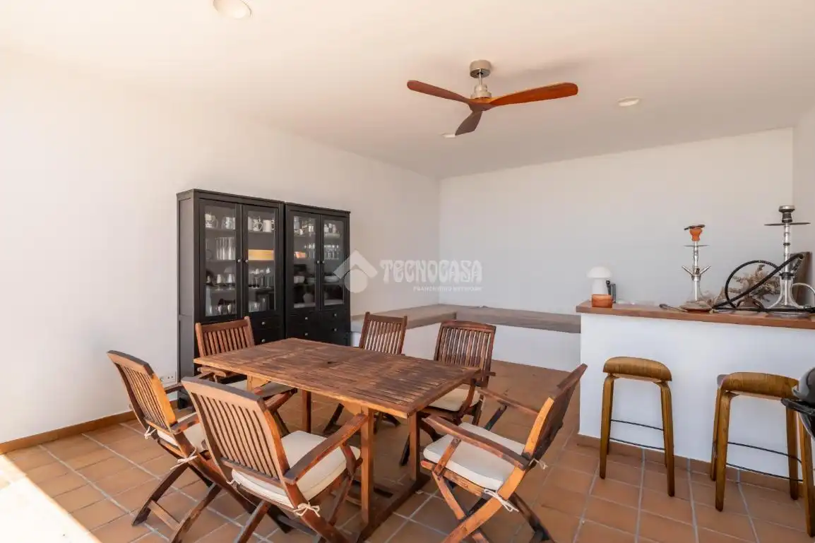 Esszimmer von Einfamilien-Reihenhaus zum Verkauf in Torrelodones mit Klimaanlage, Heizung und Terrasse