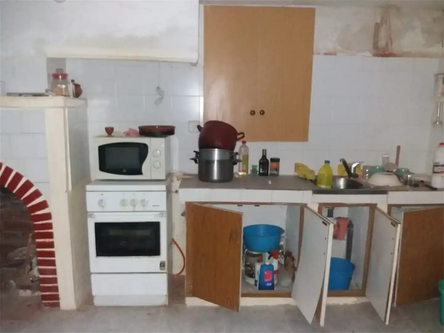 Küche von Wohnung zum Verkauf in Estada mit Möbliert, Waschmaschine und Mikrowelle