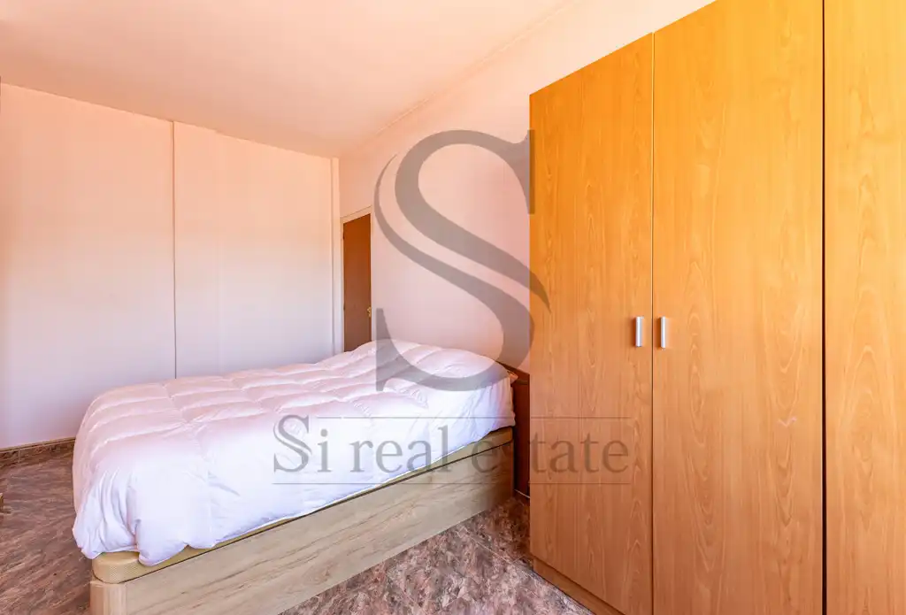 Habitación de Ático en venta en Barcelona con Terraza y Horno