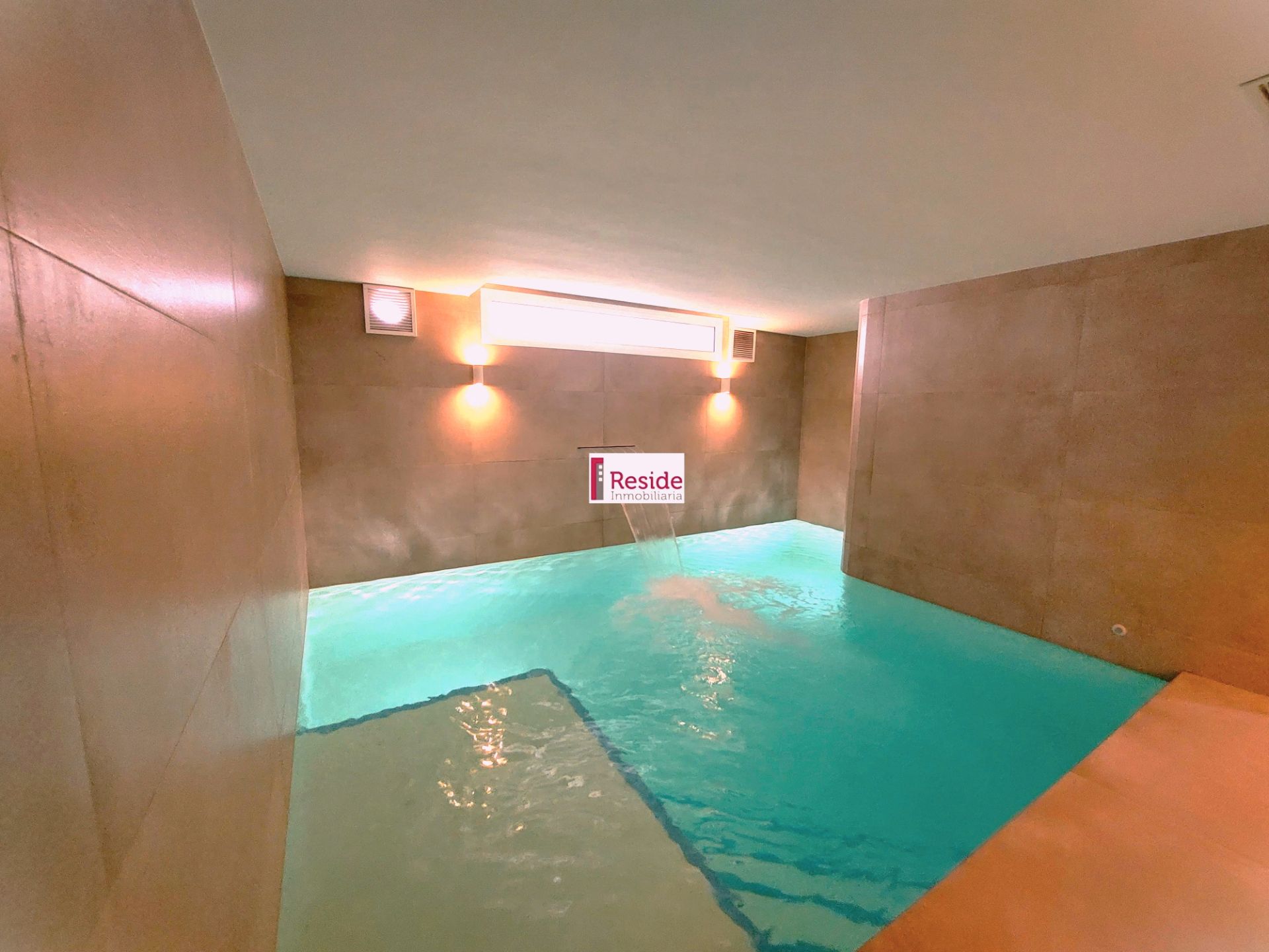 Swimming pool of House or chalet for sale in Alicante / Alacant  with Air Conditioner, Heating and Private garden