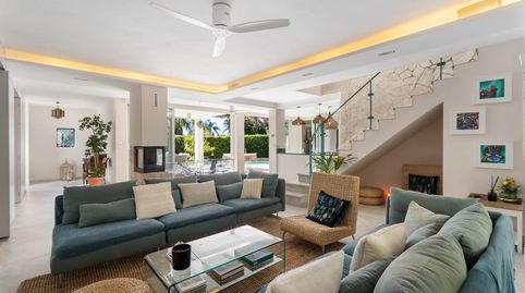 Foto 2 de Casa adosada en venda a El Rosario - Ricmar, Marbella