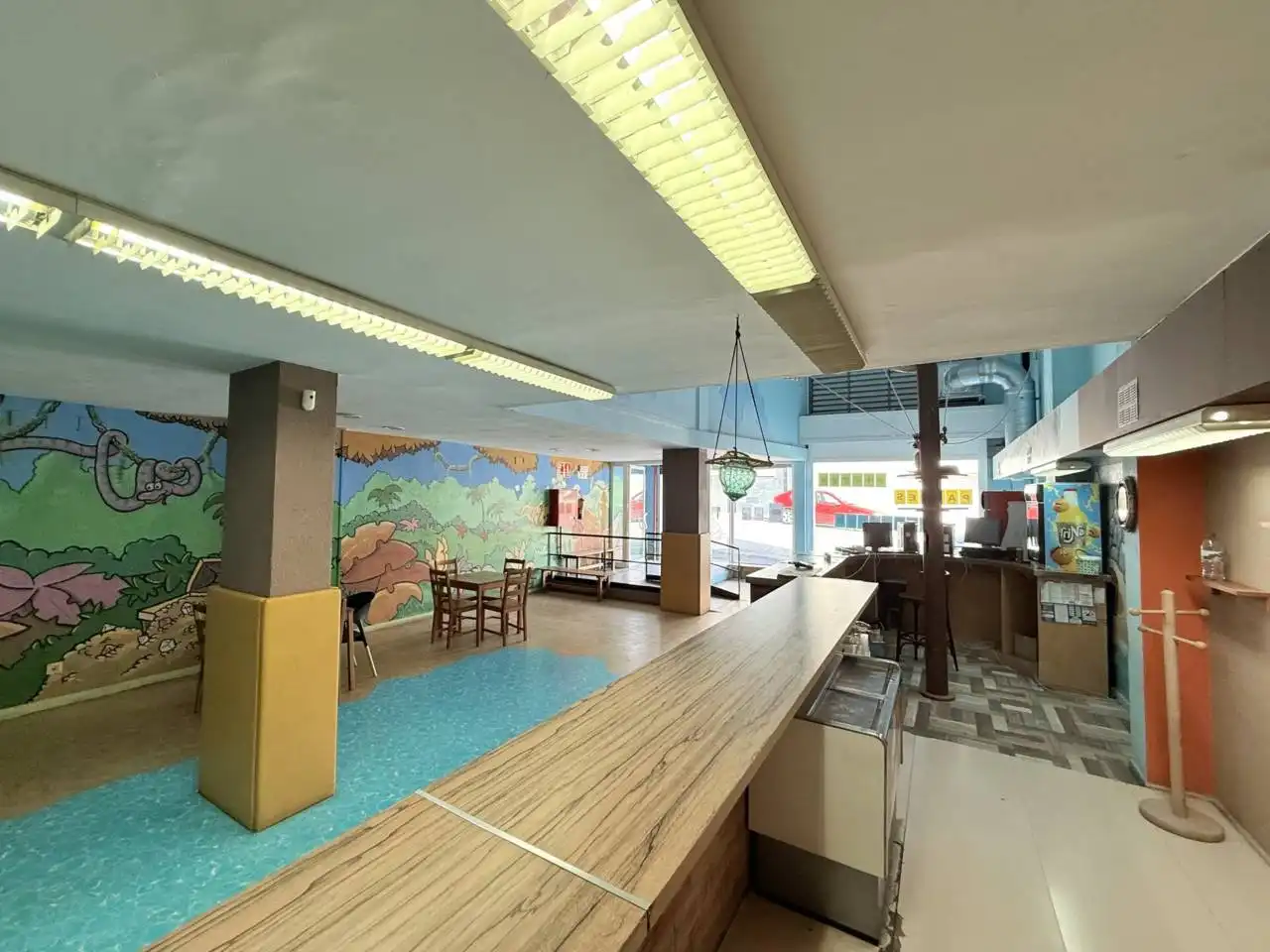 Local comercial en traspaso en Calle ARAGO 19, imagen 2