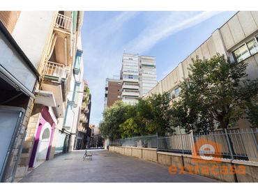 Local comercial en venda a Casco Antiguo